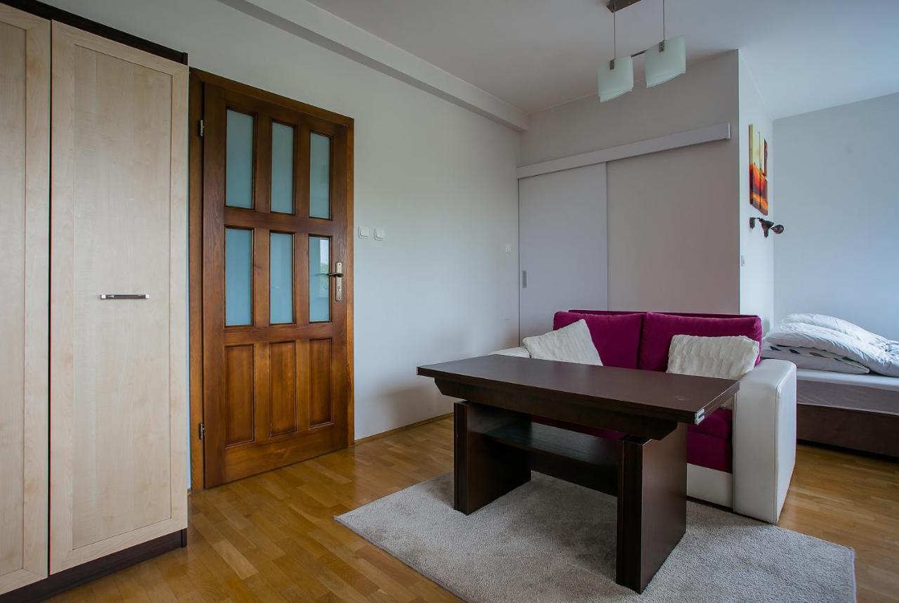 Pokoje Beskidzka Apartment Lublin Exterior photo